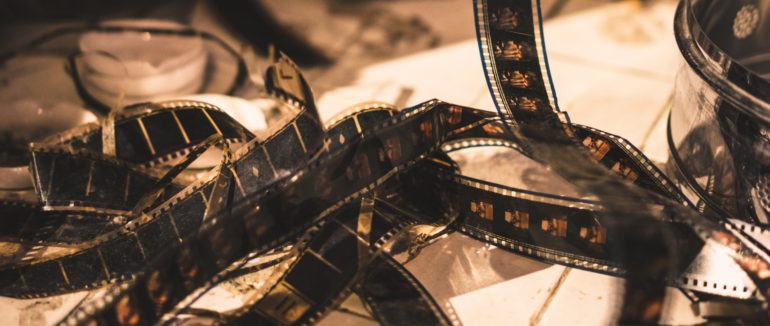 Сім років тому продав права на екранізацію: за сюжетом книги закарпатця хочуть зняти фільм у Голівуді