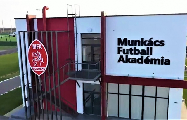 На Мукачівщині функціонує юнацька футбольна академія