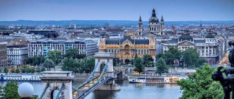 100 стипендій виділила Угорщина для українських студентів