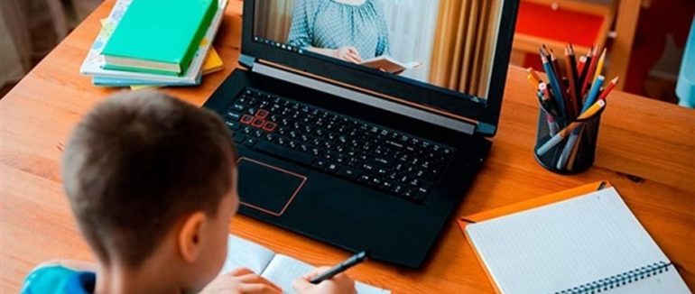 Локдаун в Україні: МОН пояснило як працюватимуть школи