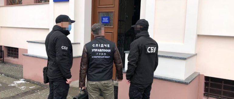Бюджетні махінації: на Закарпатті затримали директора фірми-підрядника
