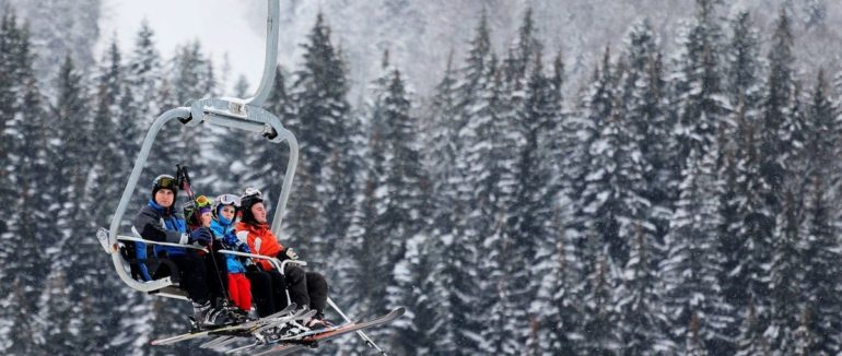 Де відпочити взимку у Карпатах: ціни і розваги