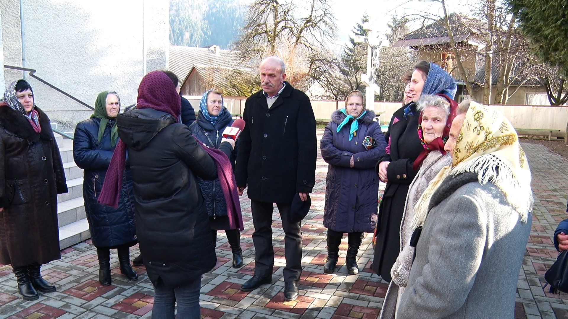 Релігійні утиски: православну громаду на Рахівщині хочуть позбавити храму