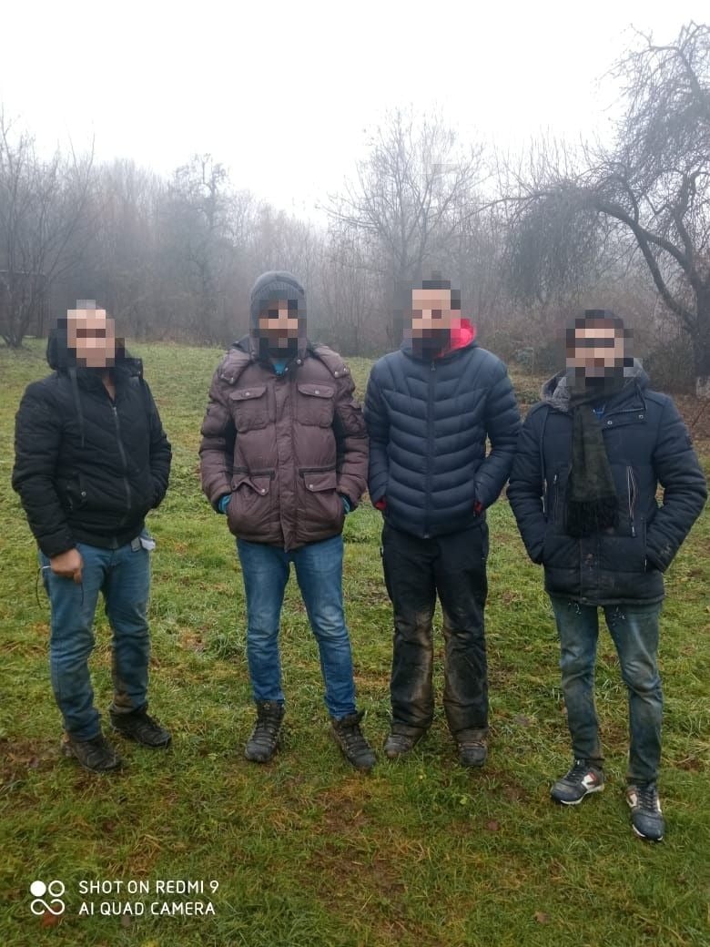 На кордоні Закарпаття затримали чотирьох нелегалів з Пакистану