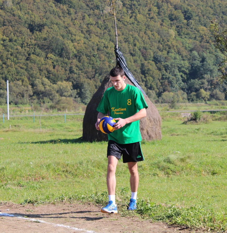 Смертельна аварія на Закарпатті забрала життя молодого перечинського волейболіста