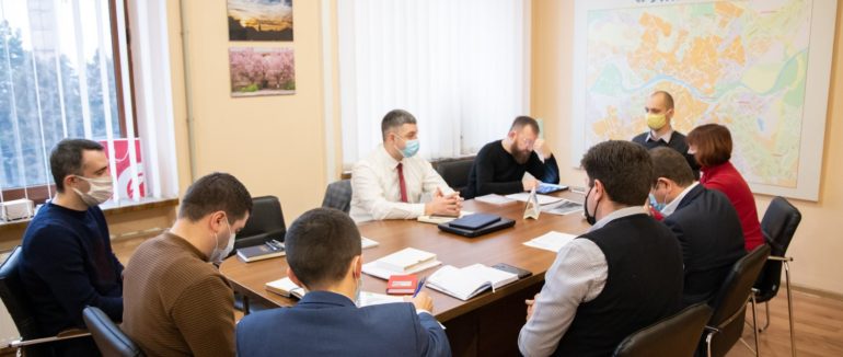 Розвиток та доступність міста: в Ужгороді обладнають велопарковки та парклети