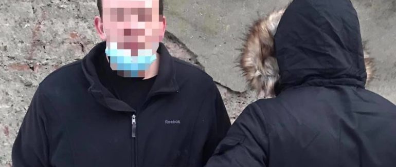 На Закарпатті затримали наркоторговця: чоловікові загрожує до 10 років позбавлення волі