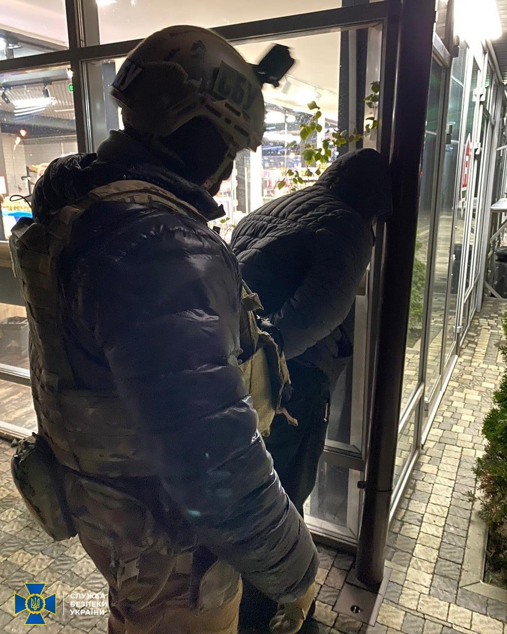 На Закарпатті СБУ затримала злочинне угрупування, яке займалося рекетирством