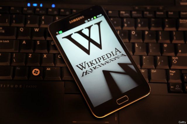 Найпопулярнішій багатомовній онлайн-енциклопедії світу виповнюється 20 років