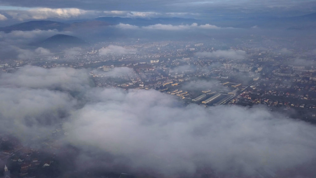 Містичне Мукачево та замок Паланок в тумані отримали звання фото і відео дня