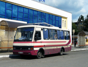 Ужгородських пасажирів автобусів очікують зміни: сполучення з ОТГ забезпечуватиме район