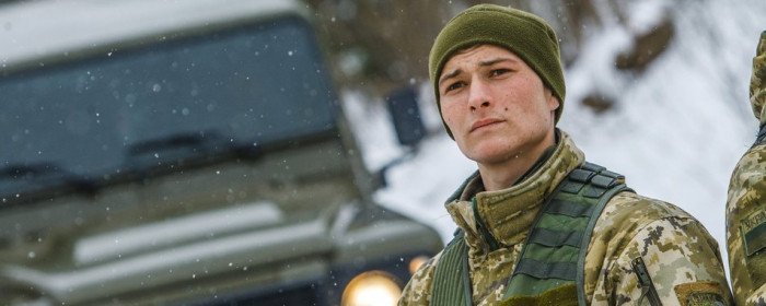 Нічний інцидент на Рахівщині: невідомі блокували рух машини прикордонників