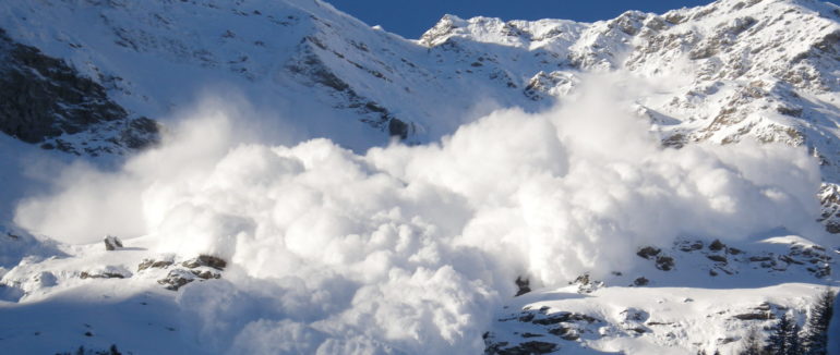 На Закарпатті оголошено сніголавинну небезпеку