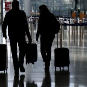 Наслідки пандемії: цього року Україна може вийти лише на половину обсягів авіаперевезень