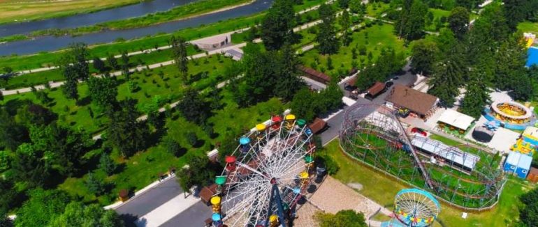 У Мукачеві облаштували три нові та затишні сквери