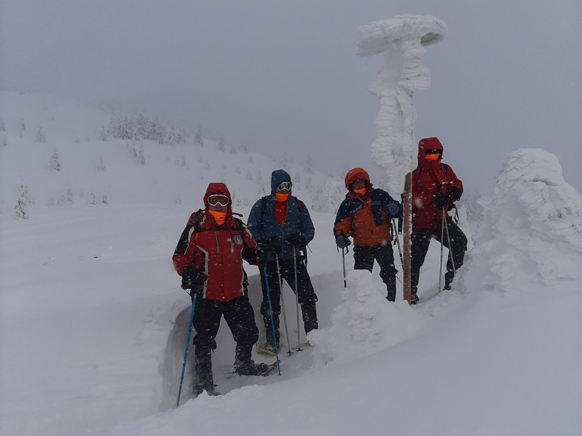Пошуки тривають: заблукалий 25-річний чоловік може перебувати на території сусідньої держави