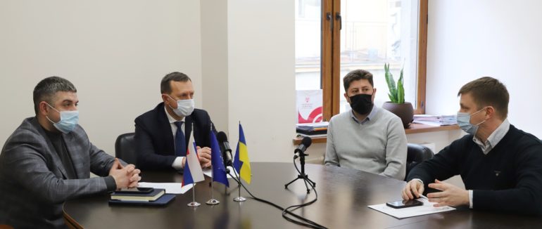 Проєкт “Через мистецтво руйнуємо кордони” спільно втілюватимуть міста-побратими Ужгорода та Міхаловце