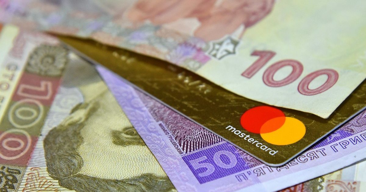 Попри пандемію українці стали частіше брати кредити