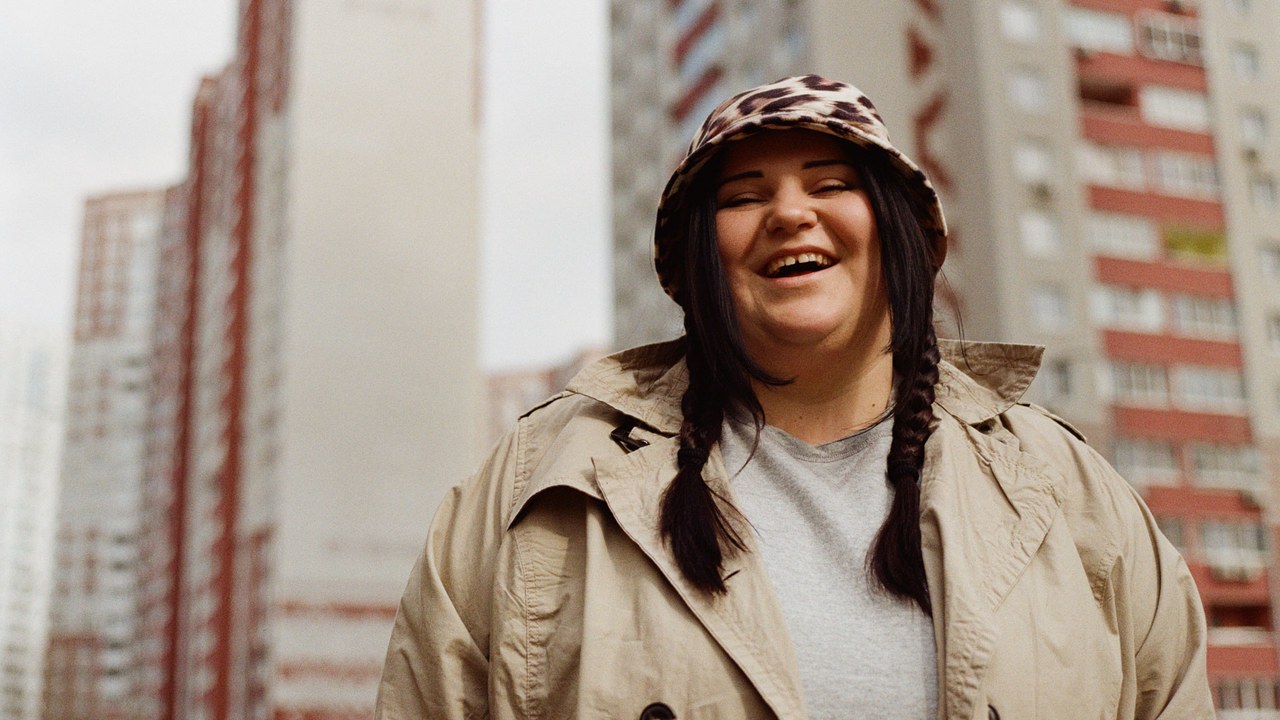 Реперка Alyona Alyona отримала музичну премію від Євросоюзу та запрошення записати лайв-сесію на студії Deezer