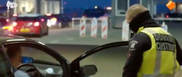 “Ласкаво просимо у Brexit”: нідерландські митники відбирають бутерброди у водіїв з Британії