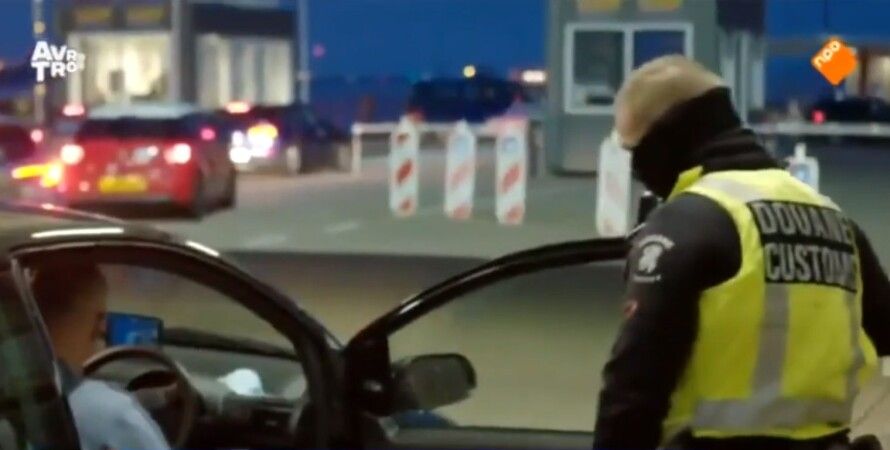 "Ласкаво просимо у Brexit": нідерландські митники відбирають бутерброди у водіїв з Британії