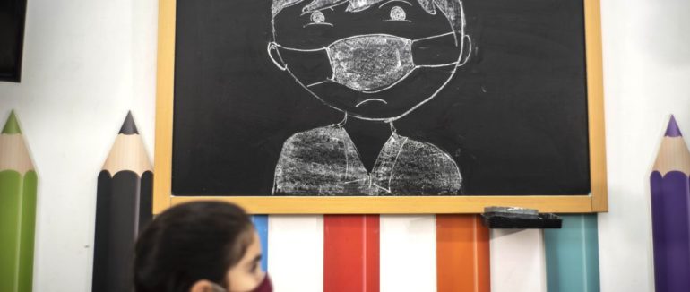 МОЗ пояснив: у яких ситуаціях школи можуть знову зачинитися на карантин