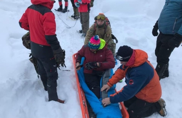Заблукалому туристу на Закарпатті ампутують декілька пальців