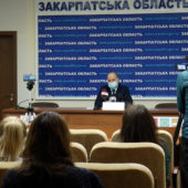 Закарпатцям розповіли про субсидії, підвищені соціальні пенсії та грошові компенсації