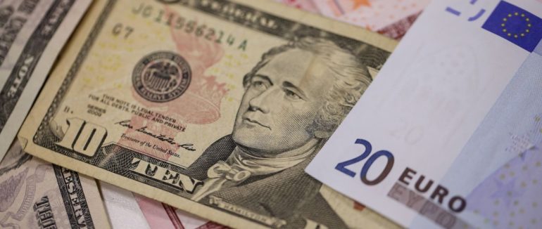 урс валют на 26 лютого: скільки коштують долар і євро