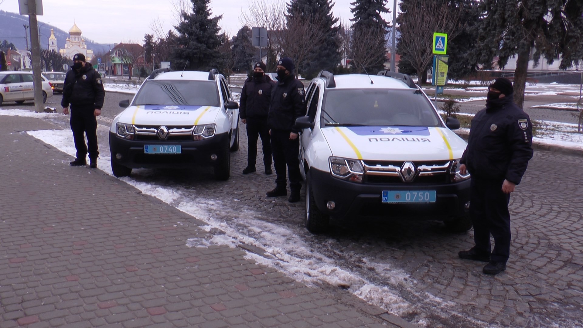 Універсальний поліцейський: в Мукачеві стартував проект "Поліцейський офіцер громади"