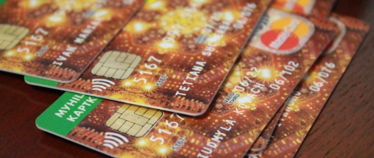 Майже 30 тисяч населення: у місті над Латорицею успішно функціонує послуга “Карта мукачівця”