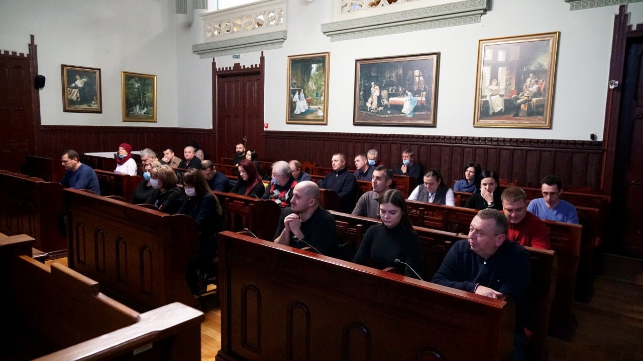 У Мукачеві розпочалося засідання виконавчого комітету