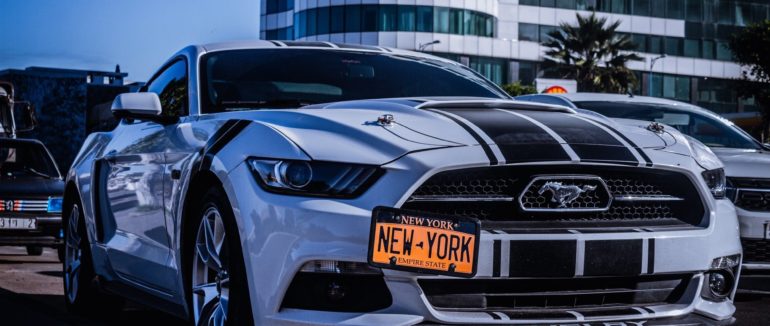 5 найкращих компаній, які приженуть авто зі США під ключ