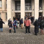 Закарпатці вкотре вийшли під стіни ОДА: знову проти підвищення тарифів