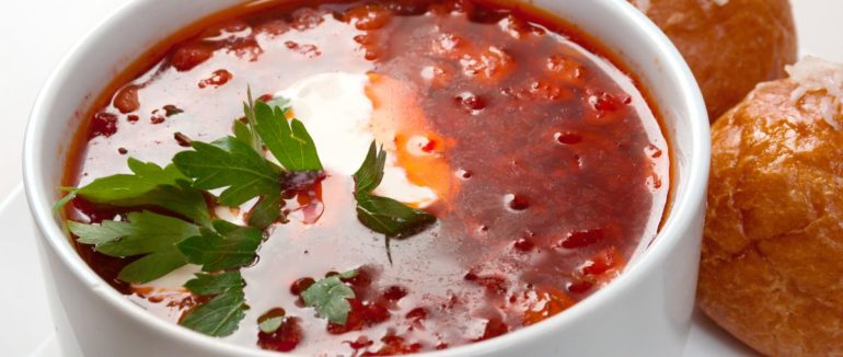 Український борщ серед 20 найкращих супів у світі – CNN