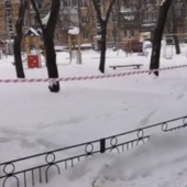 У Києві багатодітний батько підірвав себе гранатою на дитячому майданчику