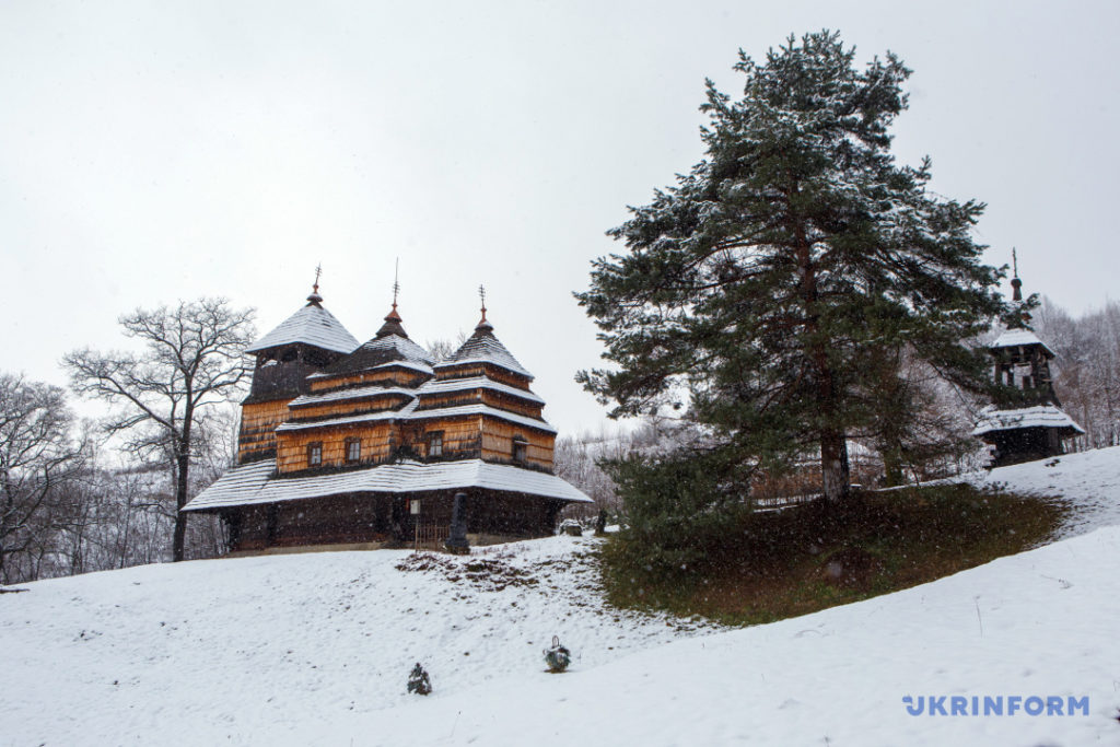 Унікальні церкви Закарпаття