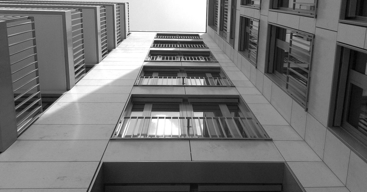 "Синій кит" та інші "групи смерті": чому діти роблять фатальний крок у вічність?