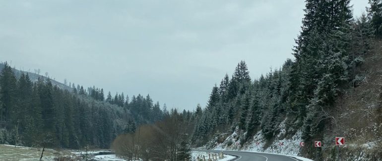 На Закарпатті відремонтували дороги в горах для безпечної подорожі