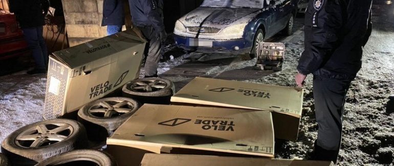 В Ужгороді затримали групу зловмисників, які обікрали підприємство