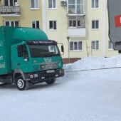 Автомобіль рок-гурту “БЕZ ОБМЕЖЕНЬ” застряг у сніговому заметі