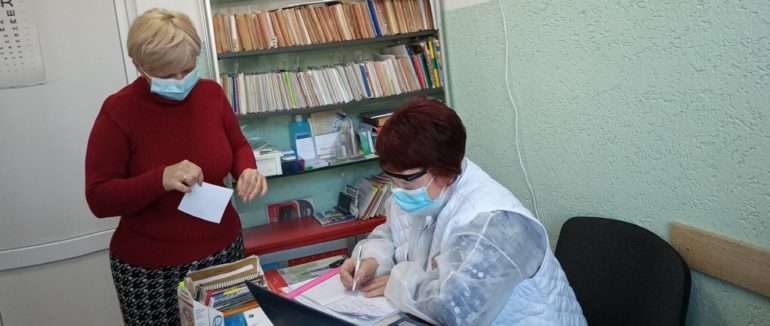 Майже 500 швидких тестів за тиждень зробили в амбулаторіях Ужгорода