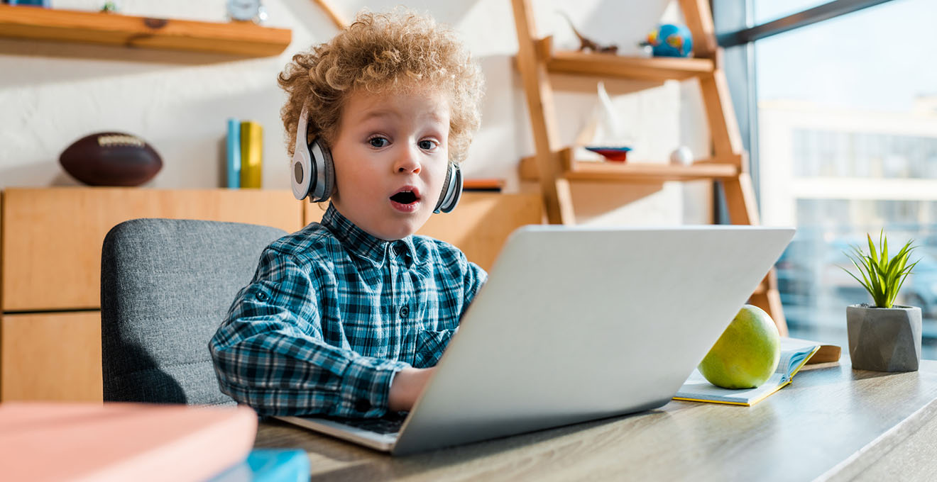 Відсьогодні школи Тячівщини навчаються дистанційно