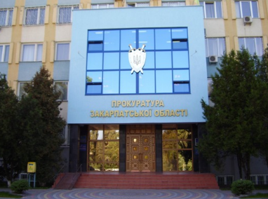 Оскаржано домашній арешт для злочинного угруповання, яке займалося збутом наркотиків і психотропів на Закарпатті