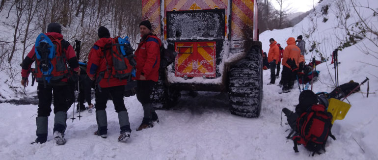 66 чоловік та 13 одиниць техніки і 47 рятувальників: на Закарпатті пошуки заблукалого туриста триваю