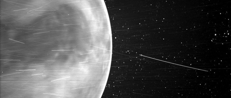 Як виглядає темна сторона Венери. Світлина від NASA