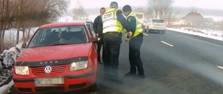 На Волині жінка родила немовля під час керуванням автомобілем