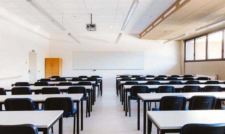 Самоізоляція та погіршення погодних умов: як працюватимуть заклади освіти на Закарпатті?