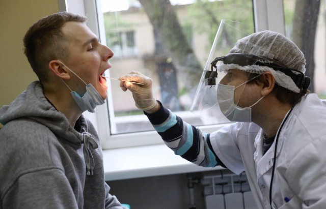 Експрес-тест за 15 хвилин: відтепер на Закарпатті тест на антиген можна зробити у сімейного лікаря