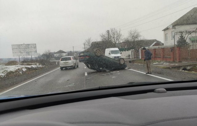 Закарпаття, Виноградівщина, авто, перекинуло на дах, ДТП, аварія